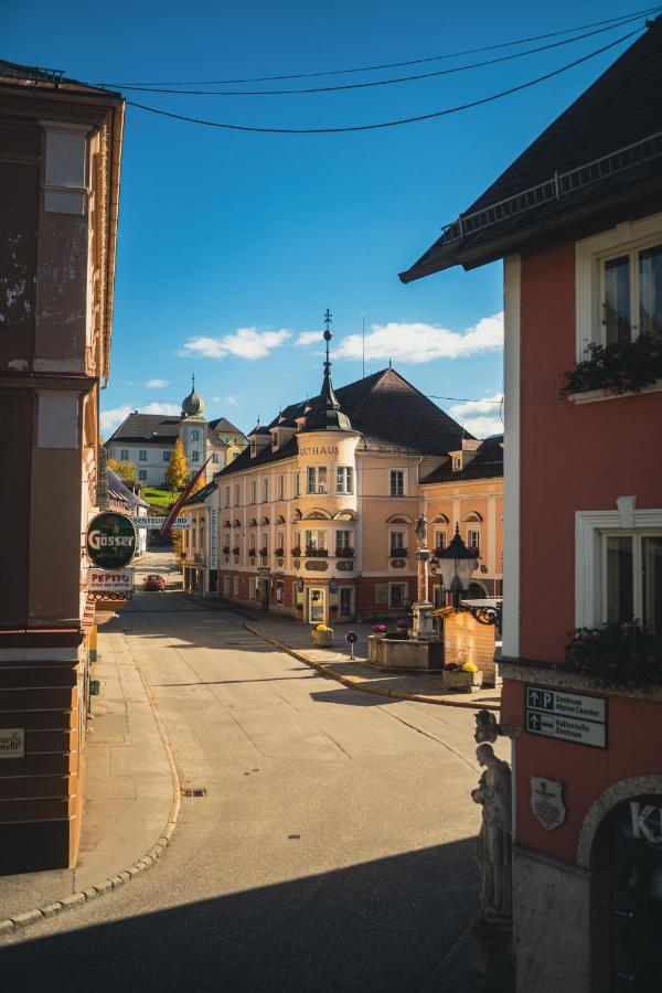 Hotel Restaurant Das Roessl Windischgarsten Exterior photo